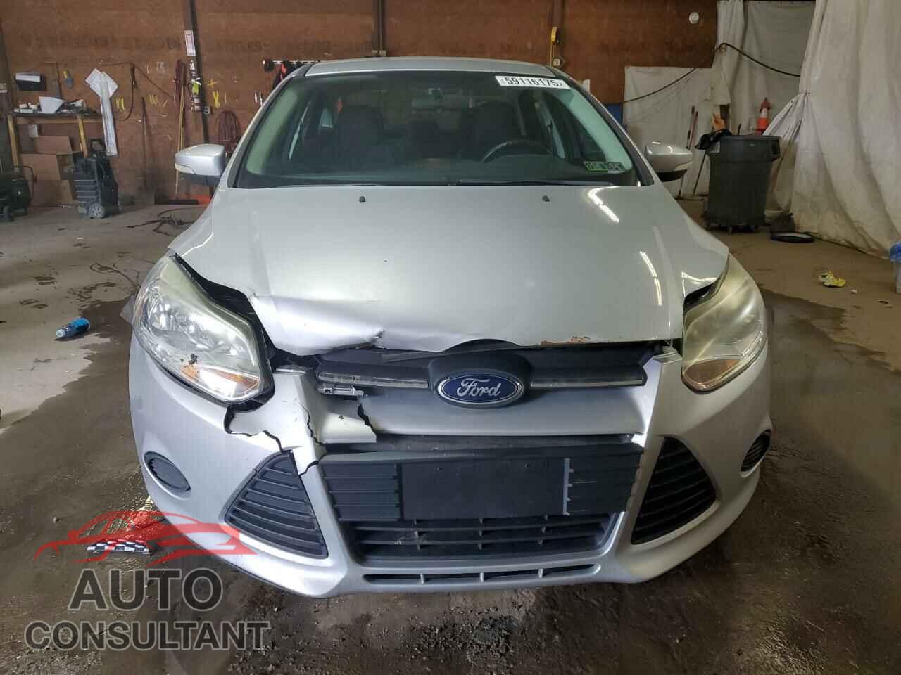 FORD FOCUS 2013 - 1FADP3F28DL117956