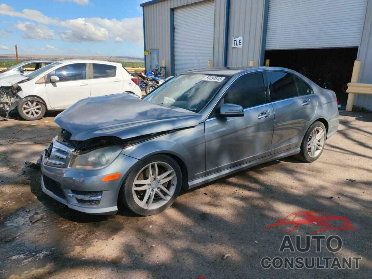 MERCEDES-BENZ C-CLASS 2012 - WDDGF8BB5CA660243