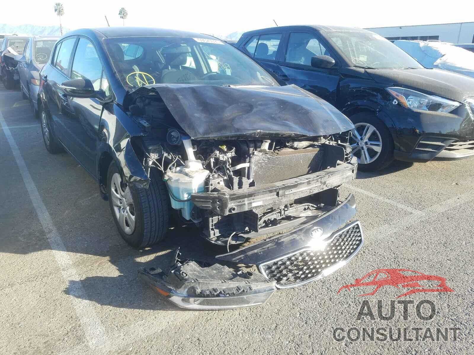 KIA FORTE 2017 - KNAFK5A84H5705921