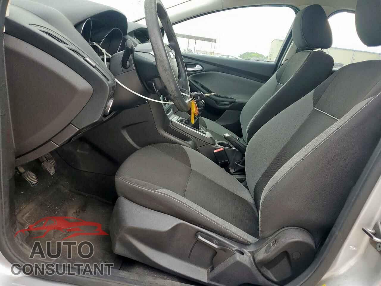 FORD FOCUS 2013 - 1FADP3K21DL306972