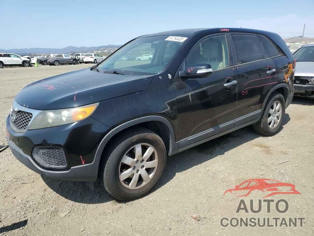 KIA SORENTO 2011 - 5XYKT3A11BG007108
