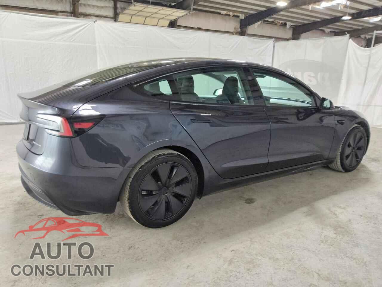 TESLA MODEL 3 2024 - 5YJ3E1EB5RF744268