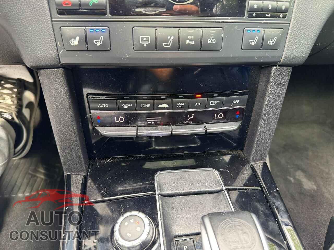MERCEDES-BENZ E-CLASS 2013 - WDDHF7EB3DA755833