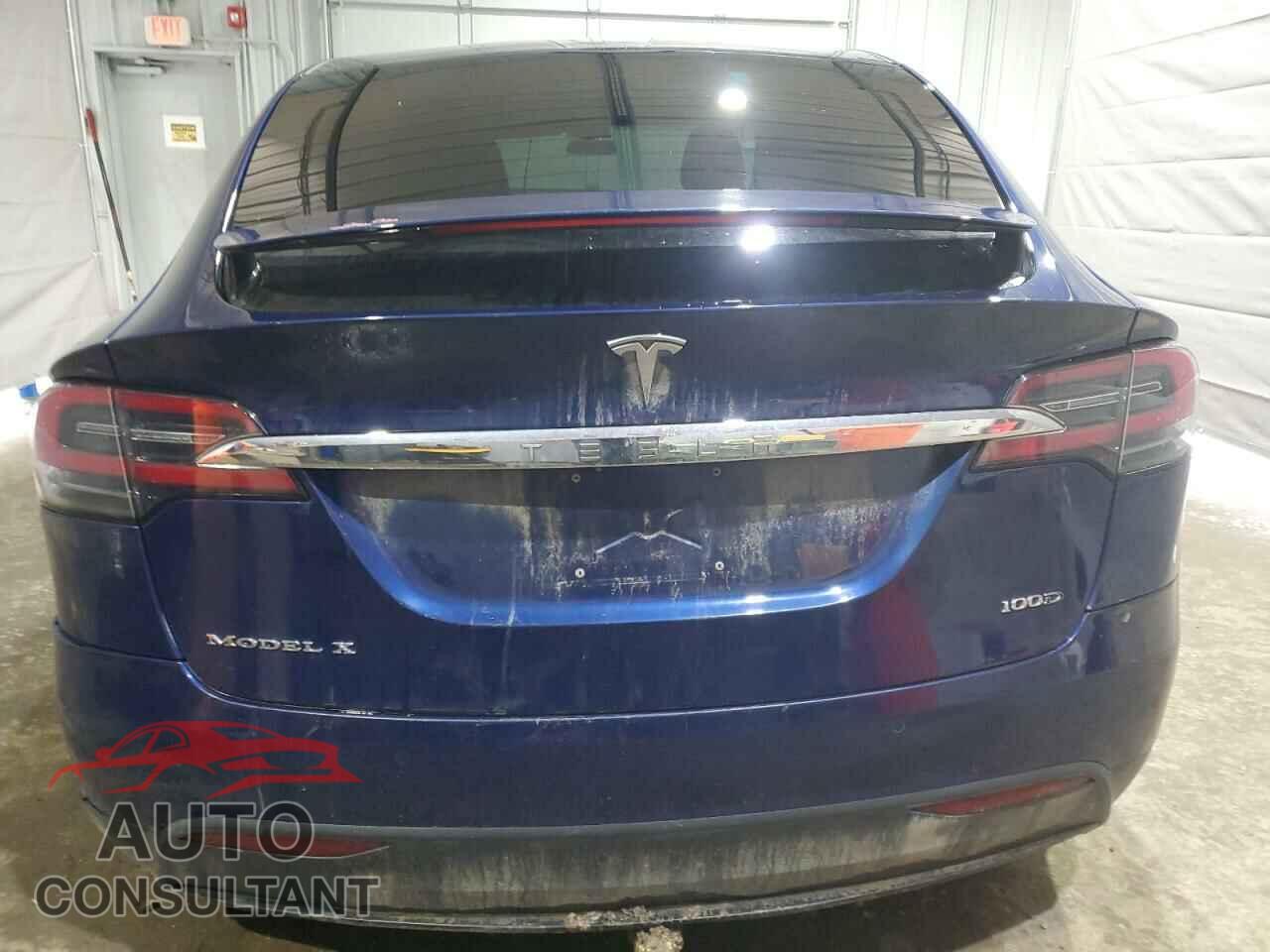 TESLA MODEL X 2017 - 5YJXCBE23HF054000