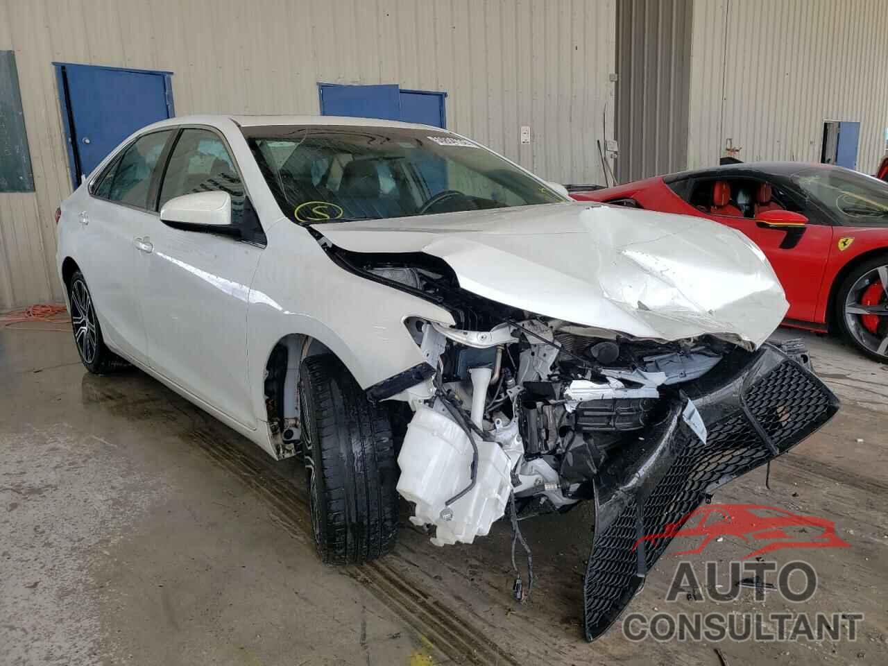 TOYOTA CAMRY 2016 - 4T1BF1FK3GU557389
