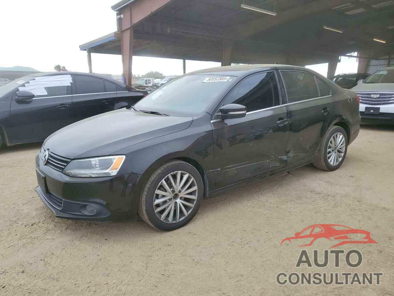 VOLKSWAGEN JETTA 2011 - 3VWLX7AJ5BM370060