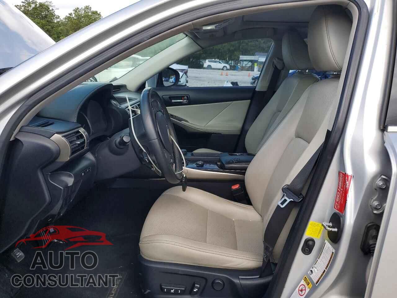 LEXUS IS 2014 - JTHBF1D2XE5012948