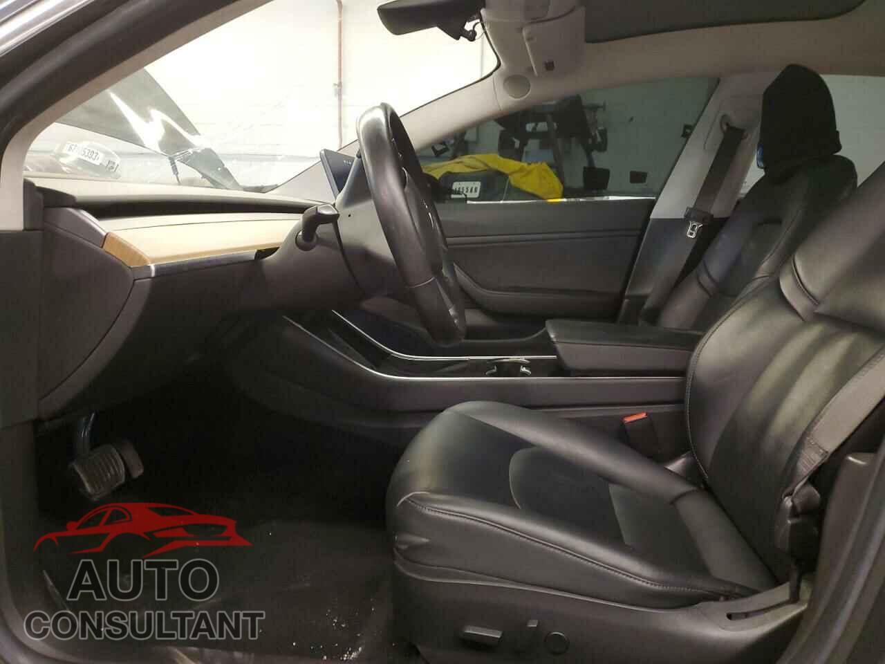TESLA MODEL 3 2017 - 5YJ3E1EA2HF001301