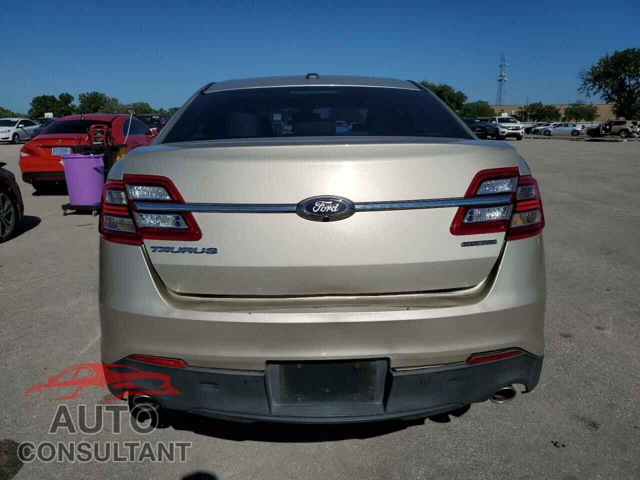 FORD TAURUS 2017 - 1FAHP2D83HG128557
