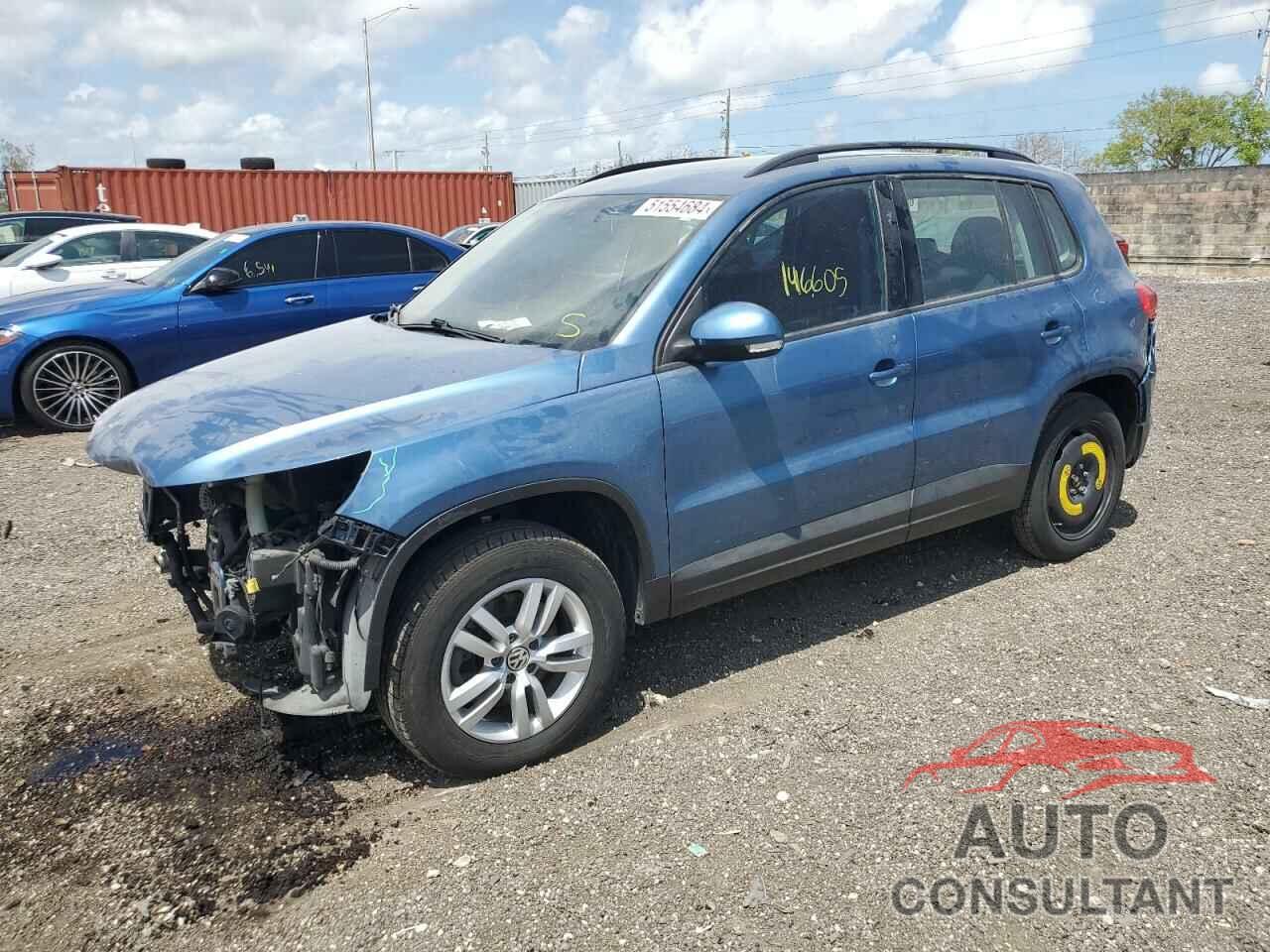 VOLKSWAGEN TIGUAN 2017 - WVGBV7AX5HK008315