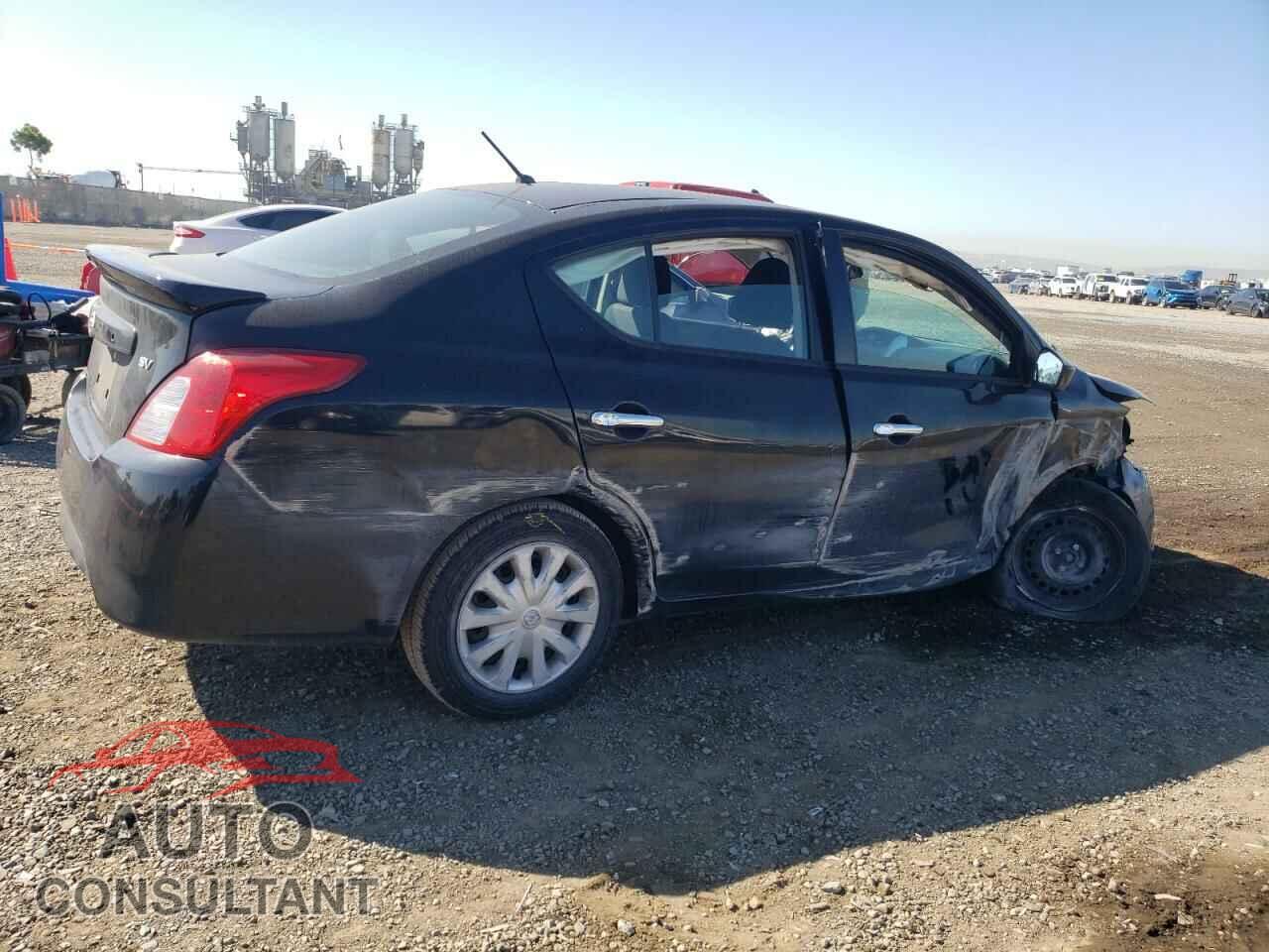 NISSAN VERSA 2019 - 3N1CN7AP3KL879103