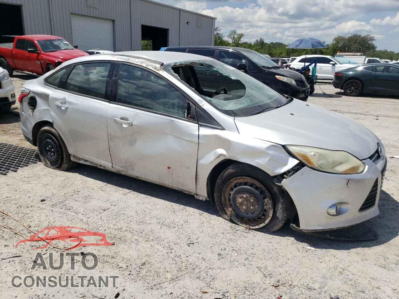 FORD FOCUS 2012 - 1FAHP3F26CL201547