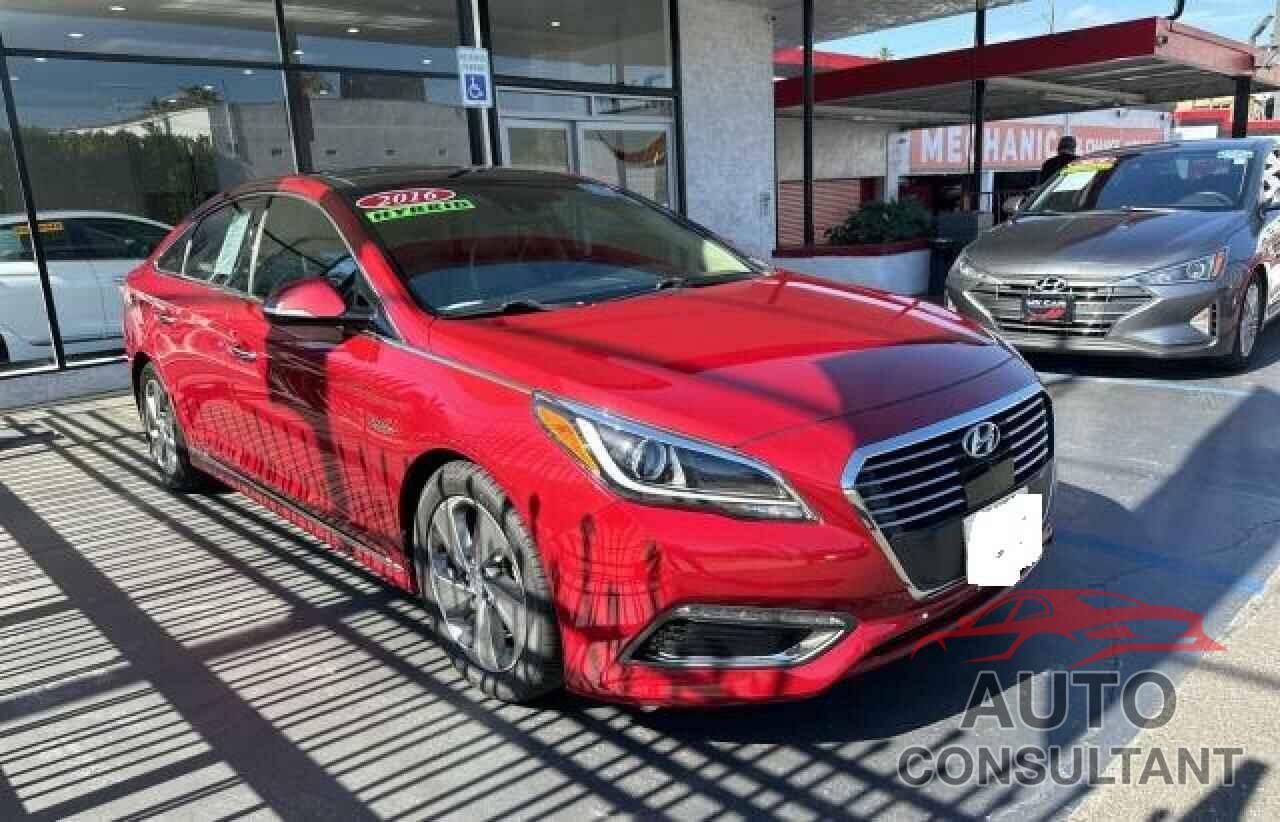 HYUNDAI SONATA 2016 - KMHE34L11GA027569