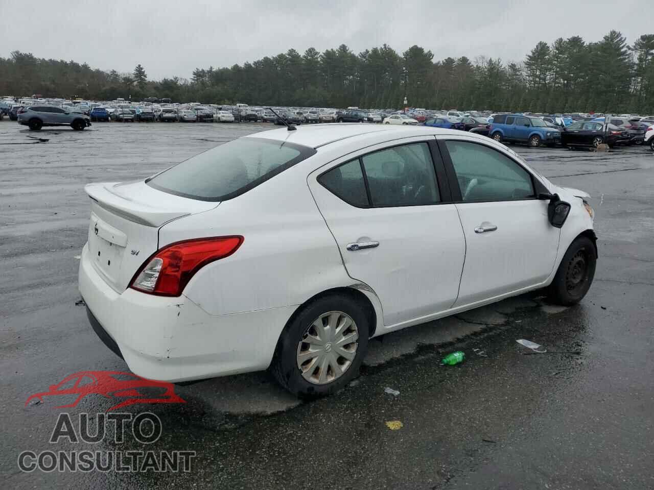 NISSAN VERSA 2017 - 3N1CN7AP3HL843159