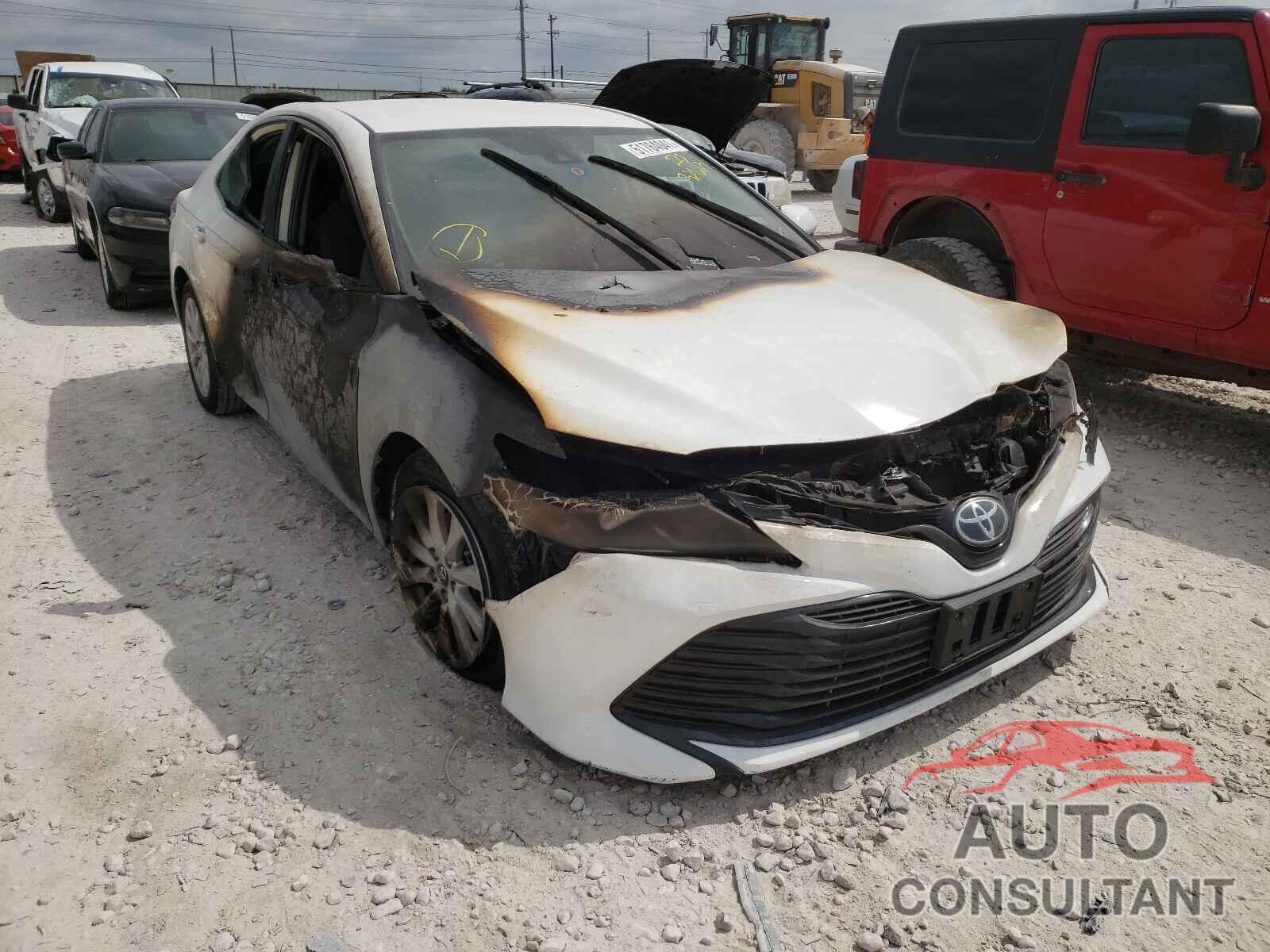 TOYOTA CAMRY 2020 - 4T1C11AK6LU321663