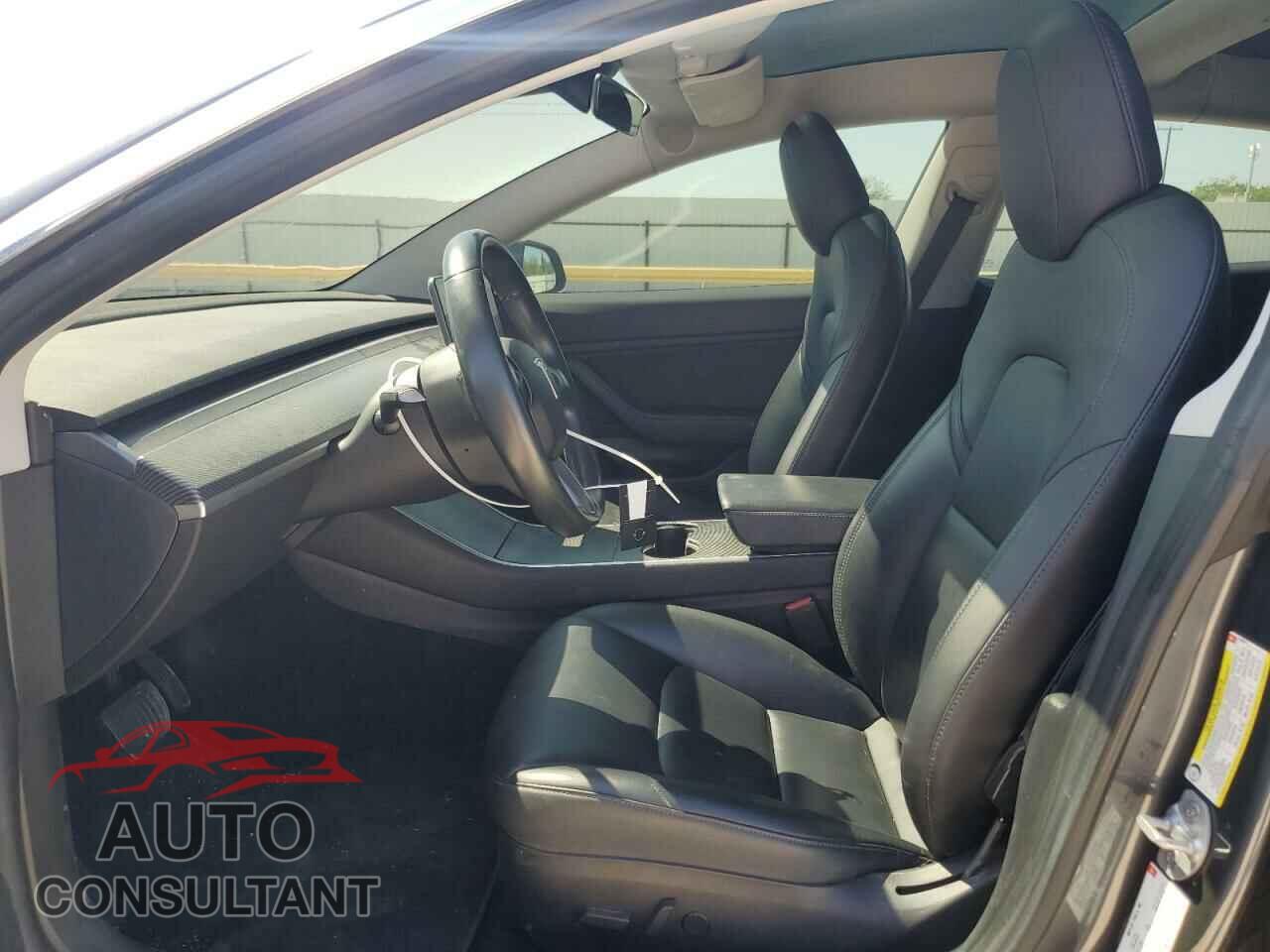 TESLA MODEL 3 2018 - 5YJ3E1EA7JF019072