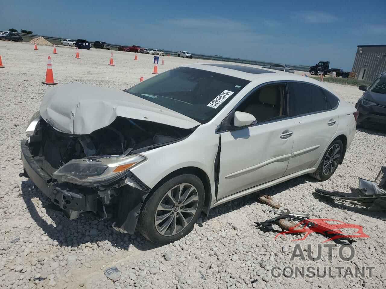 TOYOTA AVALON 2018 - 4T1BK1EB0JU271617