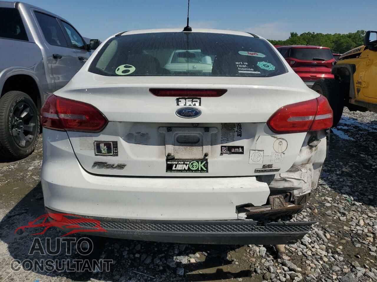FORD FOCUS 2016 - 1FADP3F24GL352407