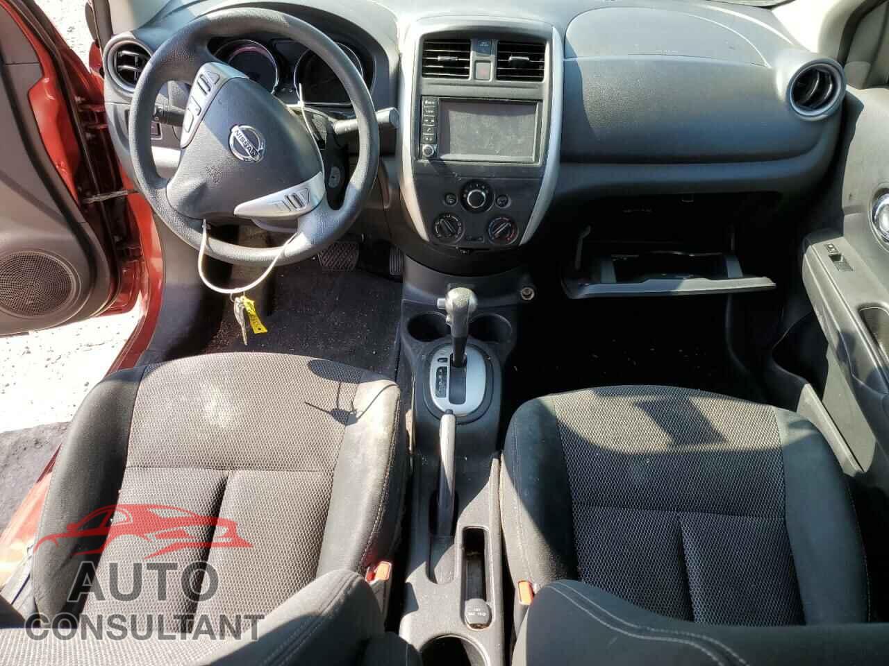 NISSAN VERSA 2019 - 3N1CN7AP3KL858347