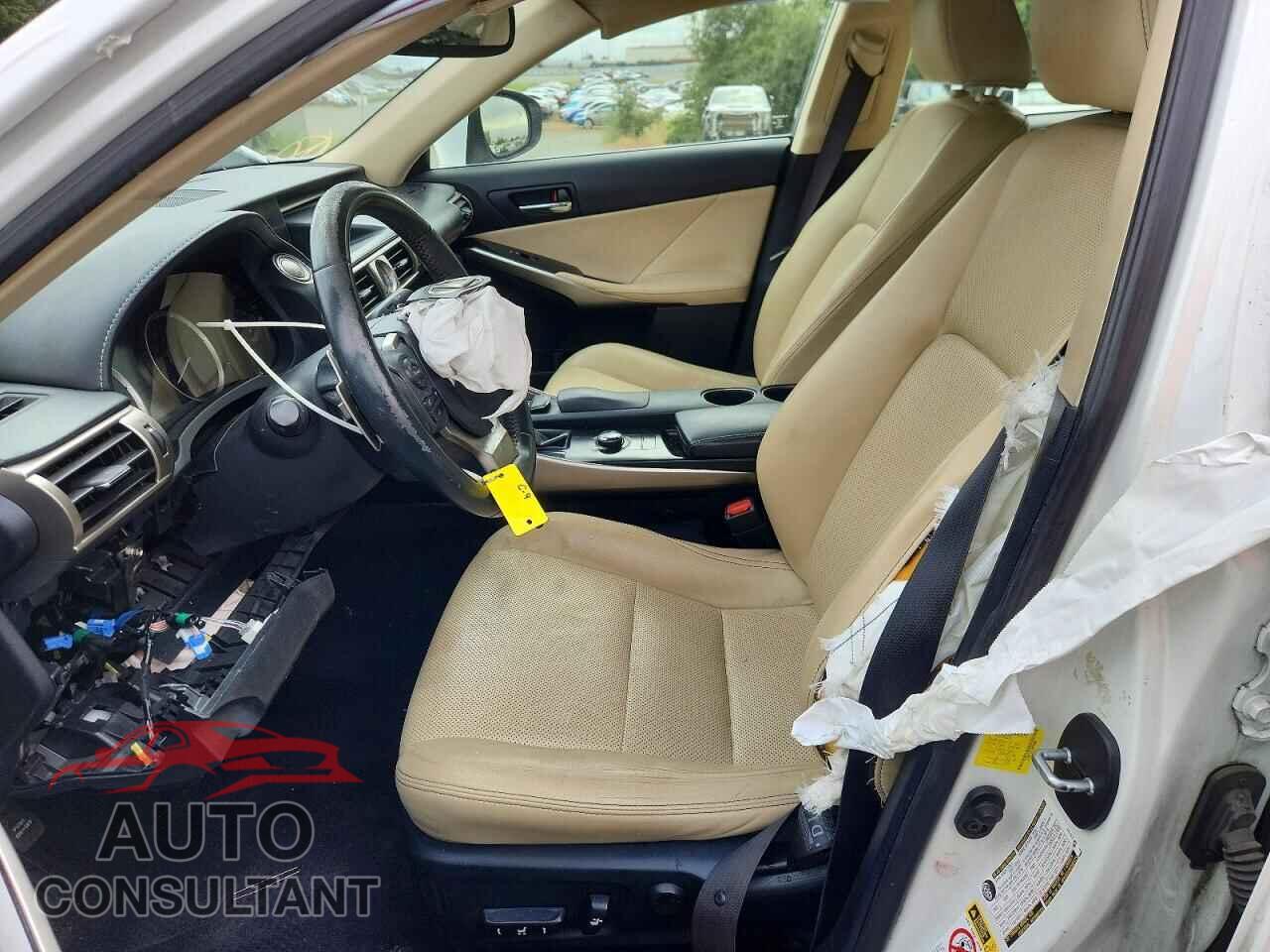 LEXUS IS 2014 - JTHBF1D21E5013048