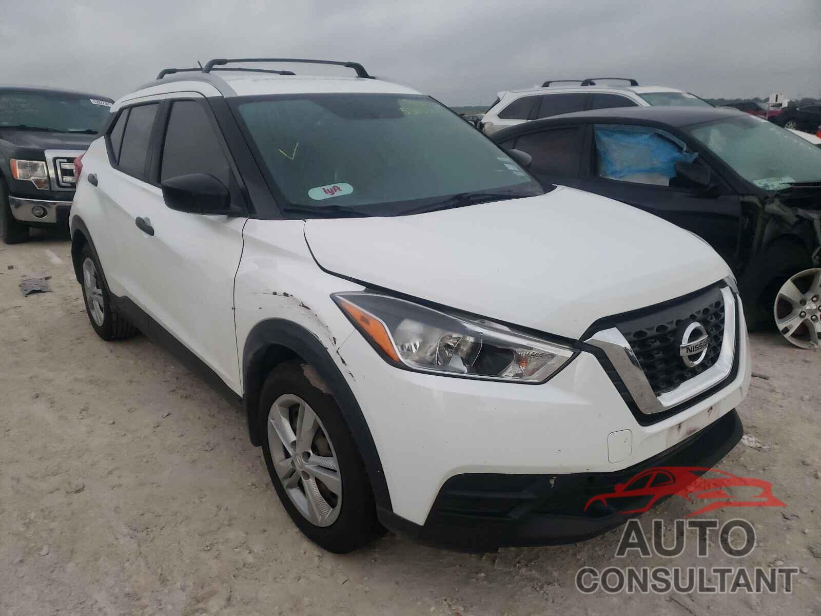 NISSAN KICKS 2018 - 3N1CP5CU8JL508485