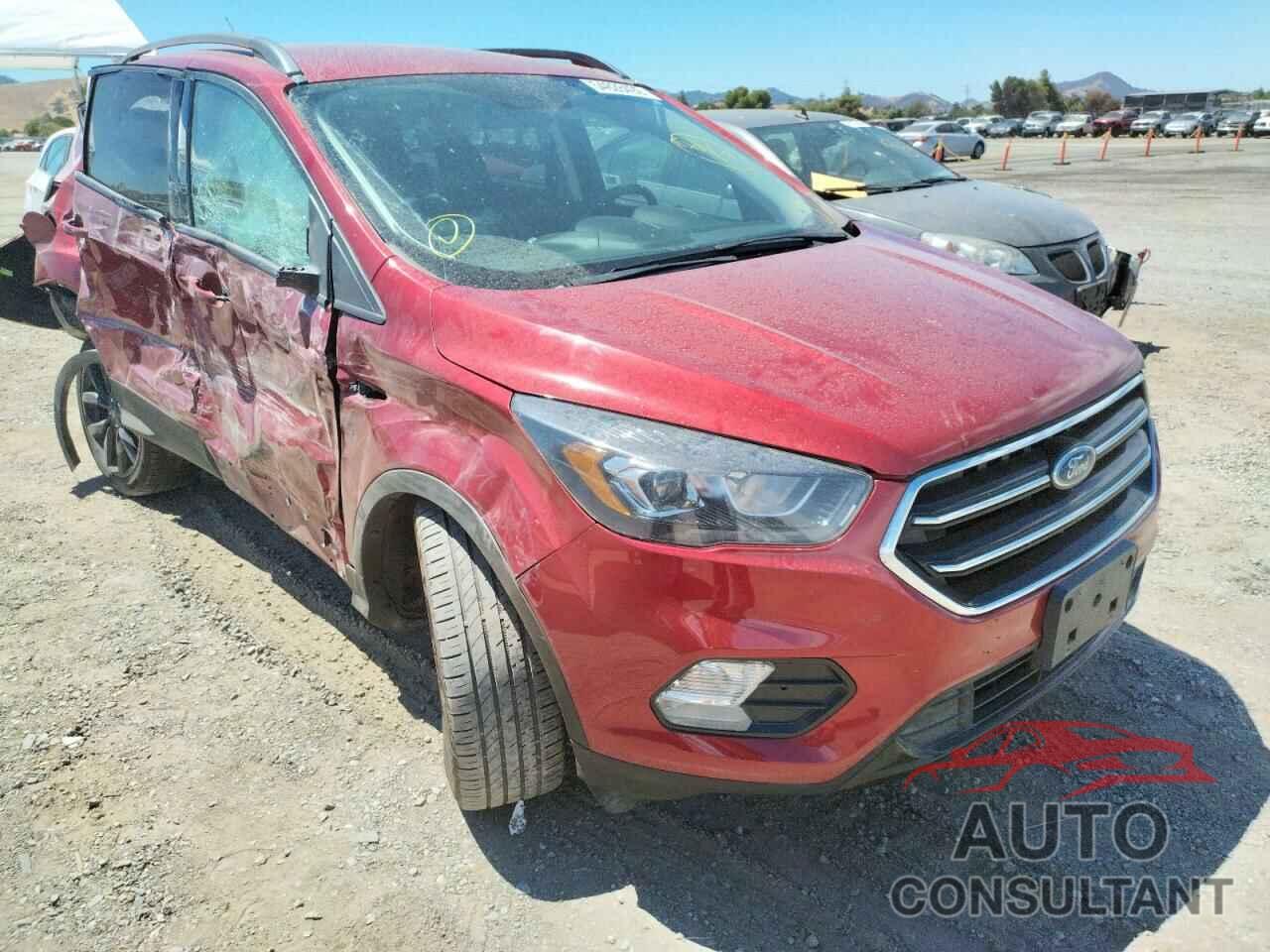 FORD ESCAPE 2018 - 1FMCU0GD1JUB26335