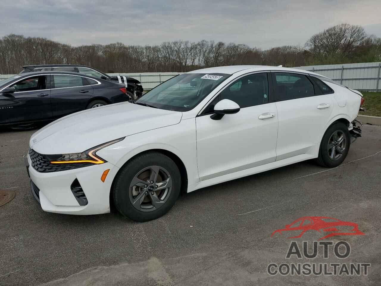 KIA K5 2023 - 5XXG14J25PG208144