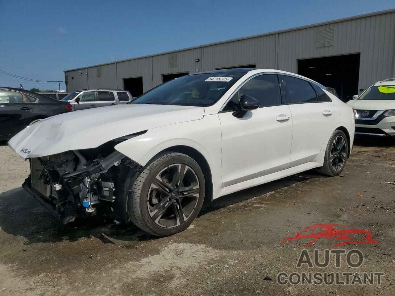 KIA K5 2022 - 5XXG64J27NG127872