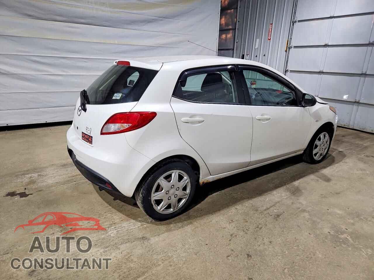 MAZDA 2 2014 - JM1DE1KY7E0181584