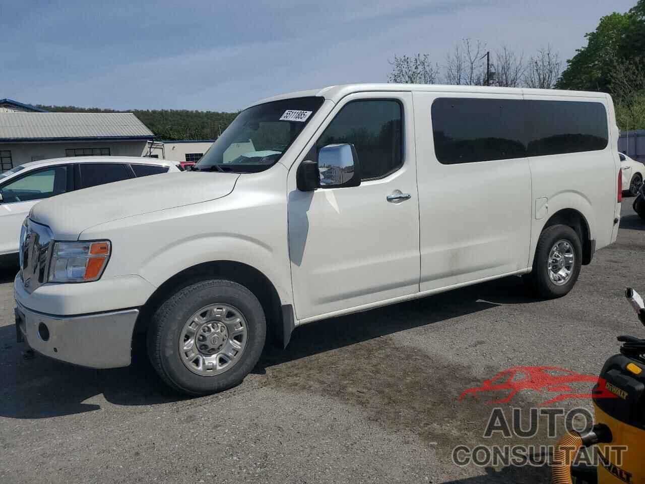 NISSAN NV 2019 - 5BZAF0AA0KN851263