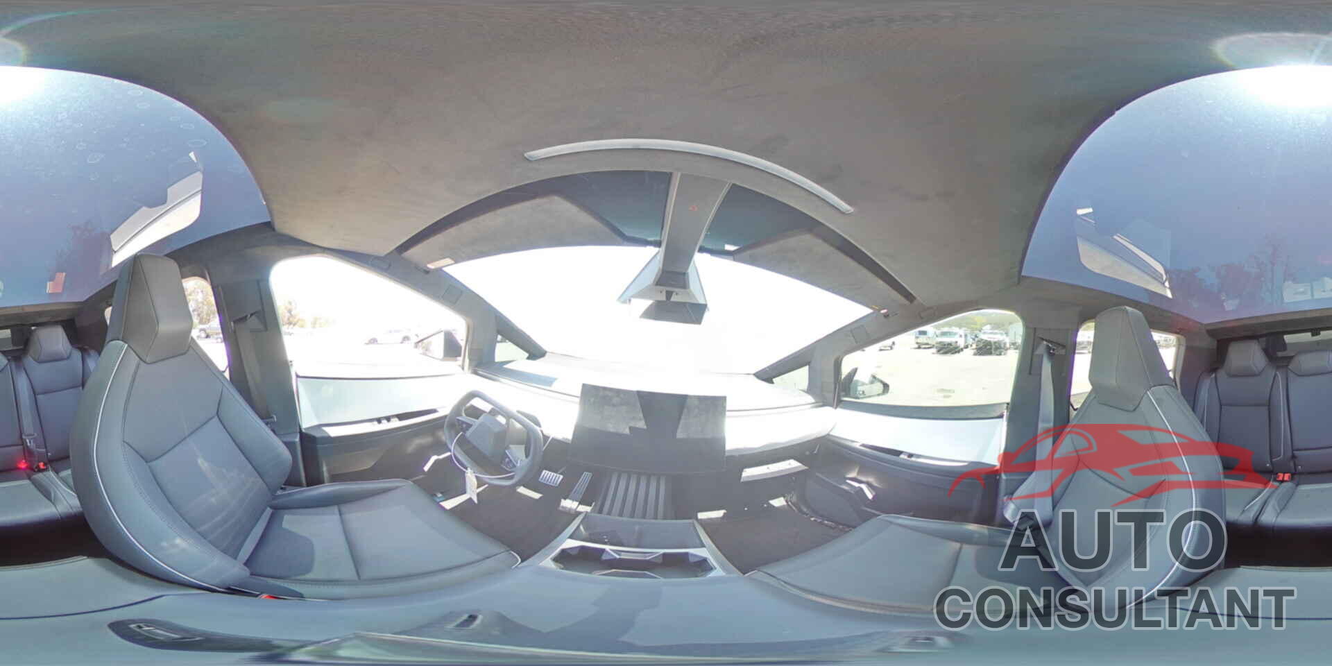 TESLA CYBERTRUCK 2024 - 7G2CEHED7RA039024
