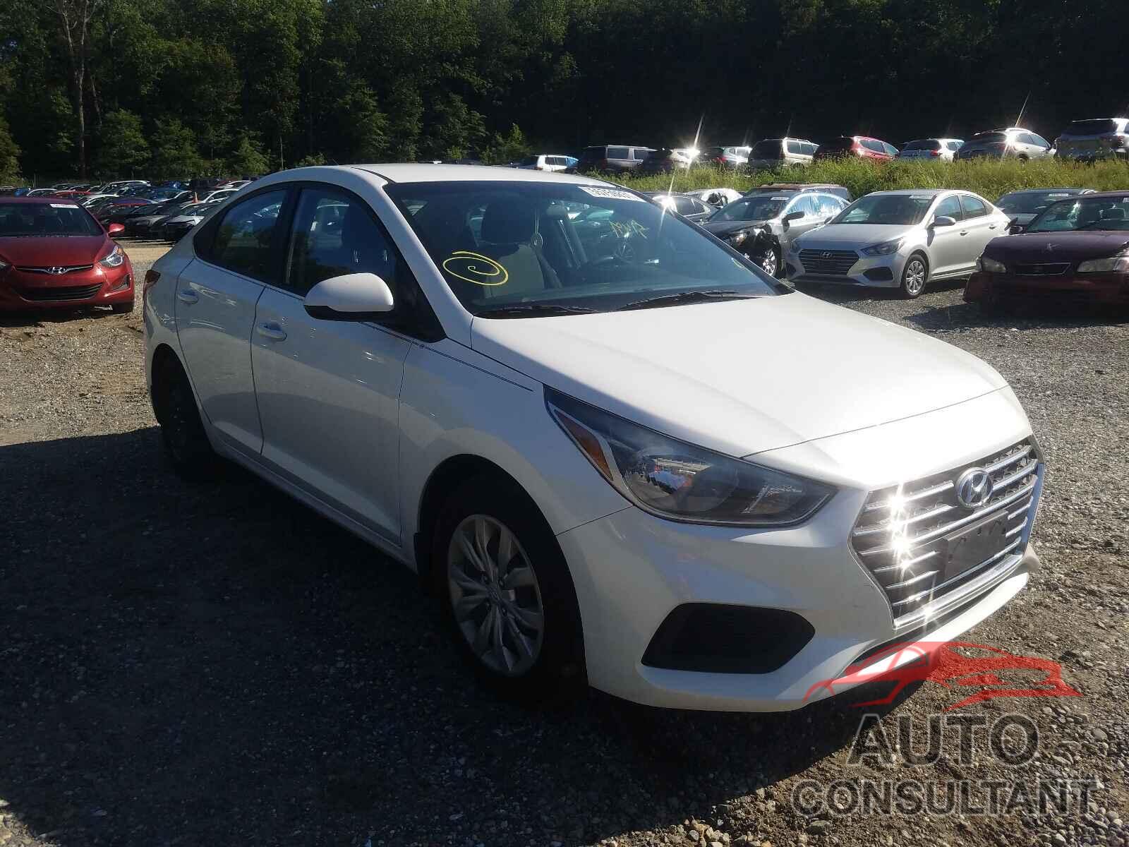 HYUNDAI ACCENT 2018 - 3KPC24A33JE025894
