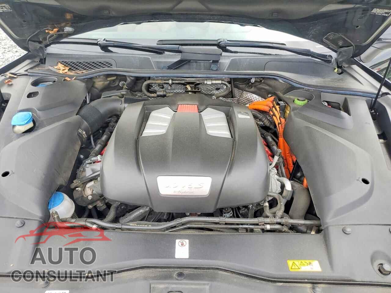 PORSCHE CAYENNE 2018 - WP1AE2A23JLA72553