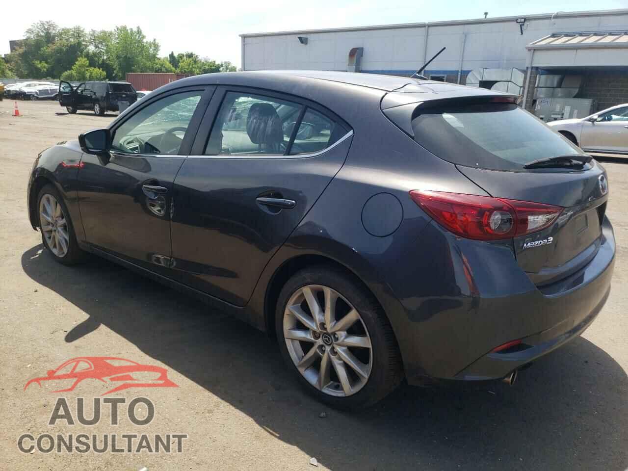 MAZDA 3 2017 - 3MZBN1L71HM118010