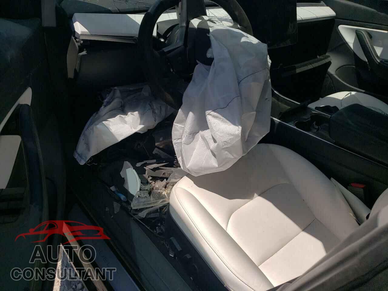 TESLA MODEL 3 2018 - 5YJ3E1EB2JF074070