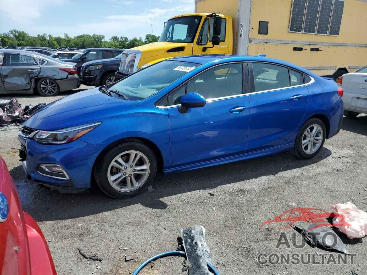 CHEVROLET CRUZE 2018 - 1G1BE5SM2J7220734