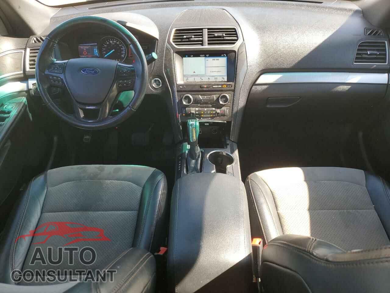 FORD EXPLORER 2017 - 1FM5K8D82HGB25496
