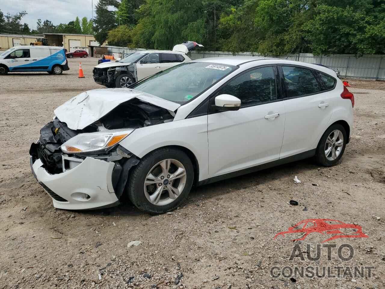 FORD FOCUS 2014 - 1FADP3K25EL255817