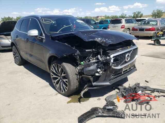 VOLVO XC60 2018 - YV4BR0DM3J1019890