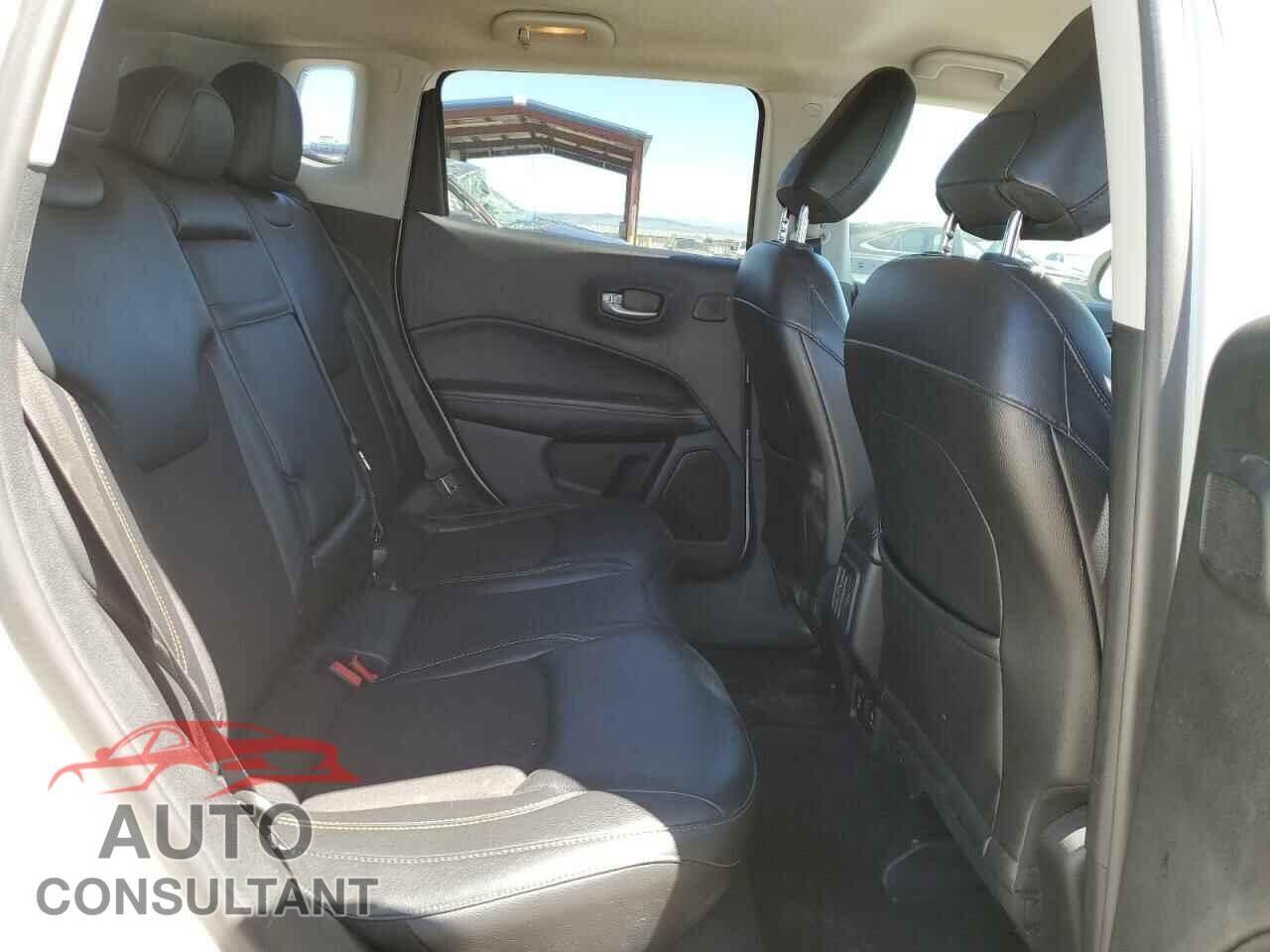JEEP COMPASS 2017 - 3C4NJDBB8HT651349
