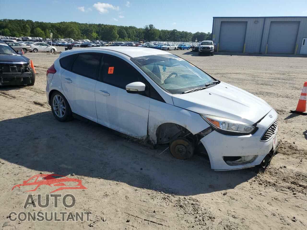 FORD FOCUS 2017 - 1FADP3K22HL294207