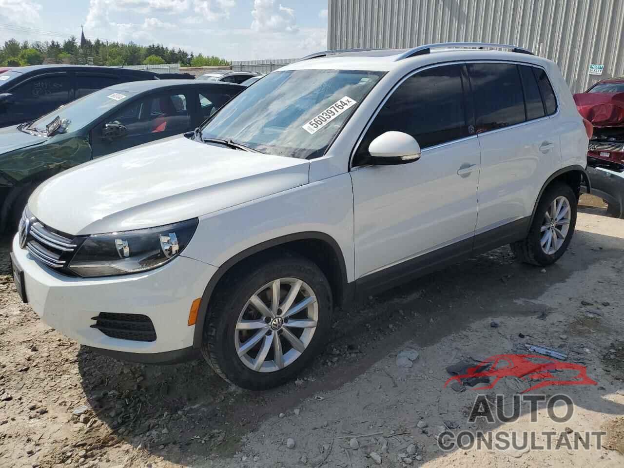 VOLKSWAGEN TIGUAN 2017 - WVGRV7AX1HK025577