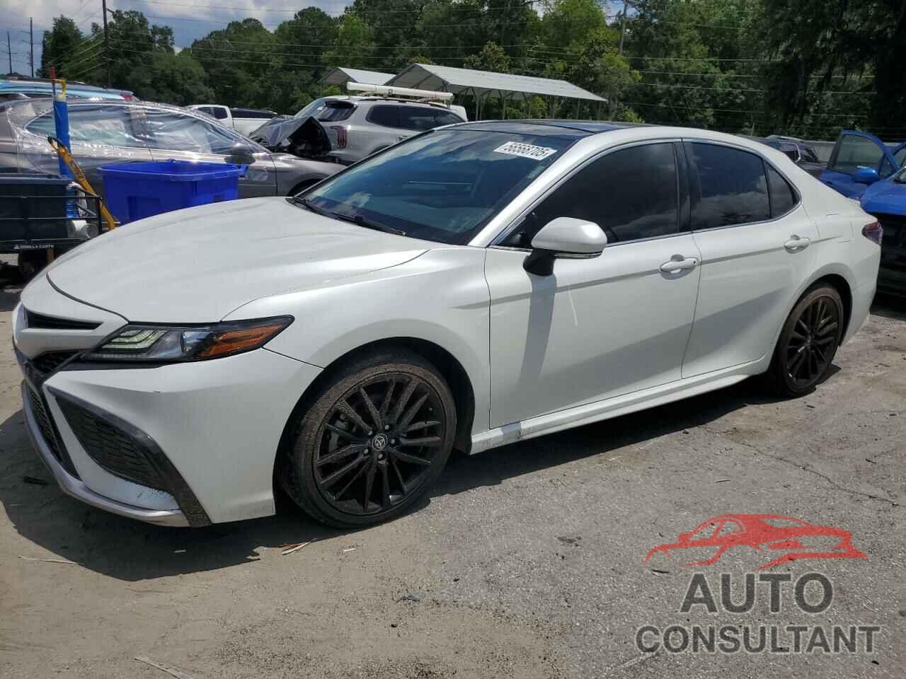 TOYOTA CAMRY 2021 - 4T1K61AK8MU413470