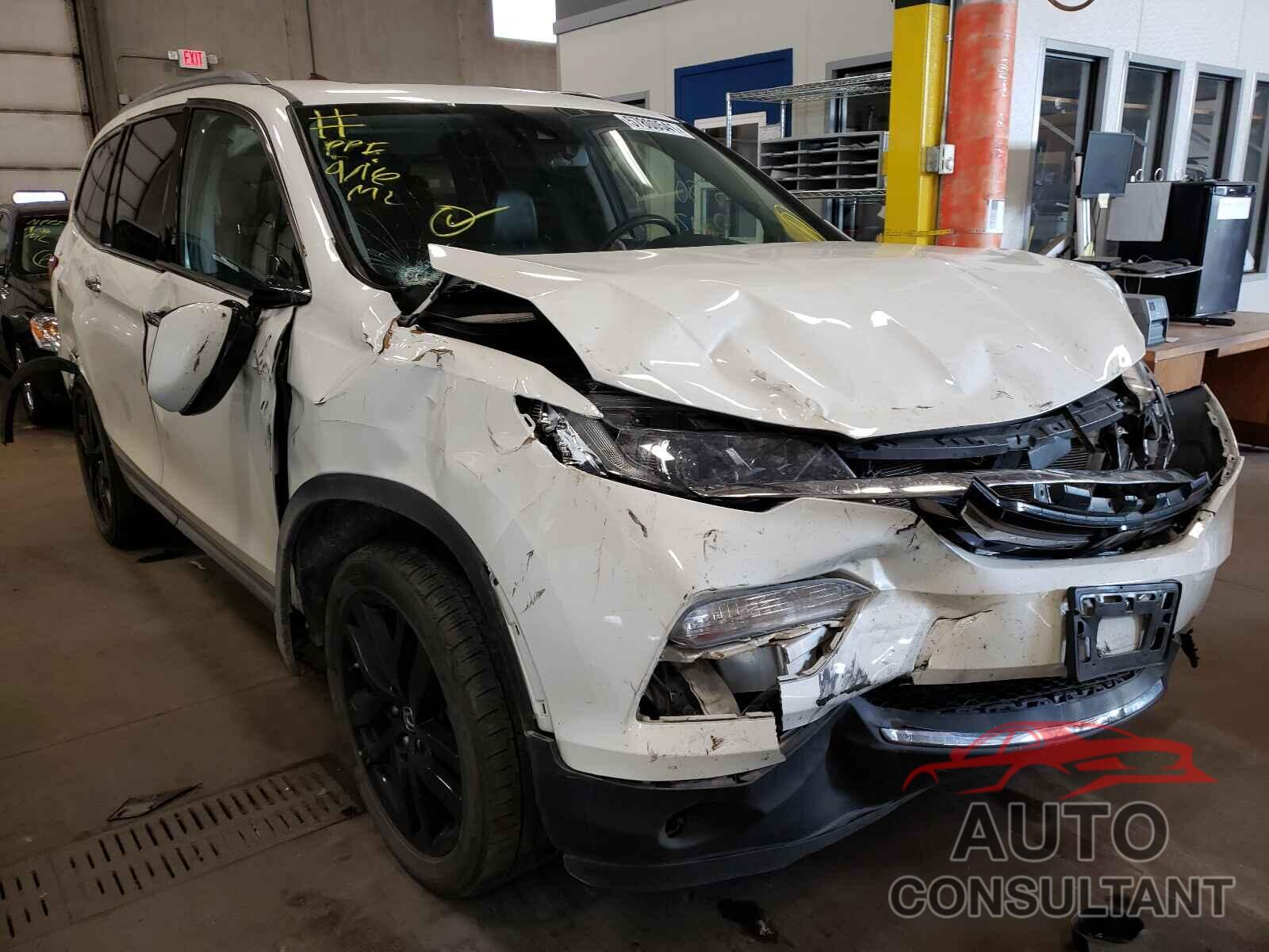 HONDA PILOT 2017 - 5FNYF6H08HB002651