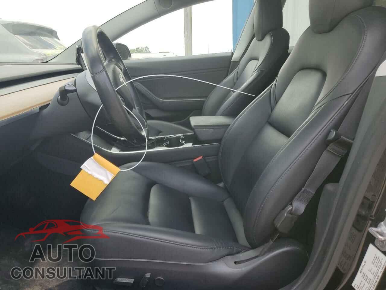 TESLA MODEL 3 2019 - 5YJ3E1EA1KF296754