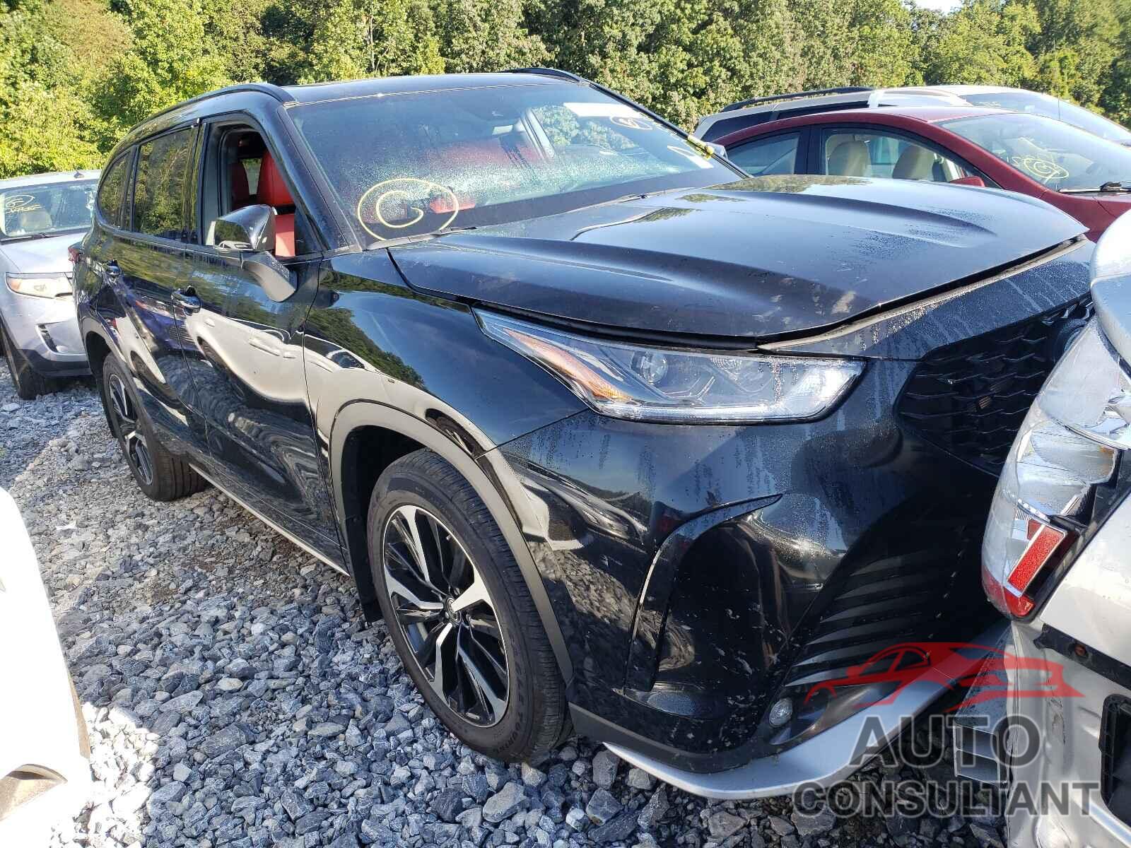 TOYOTA HIGHLANDER 2021 - 5TDLZRBH9MS132140