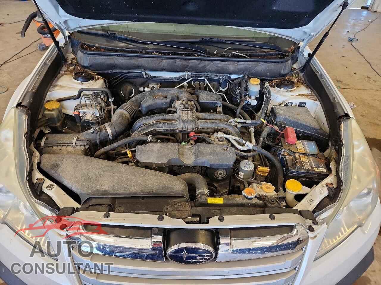 SUBARU OUTBACK 2013 - 4S4BRBKC4D3301906