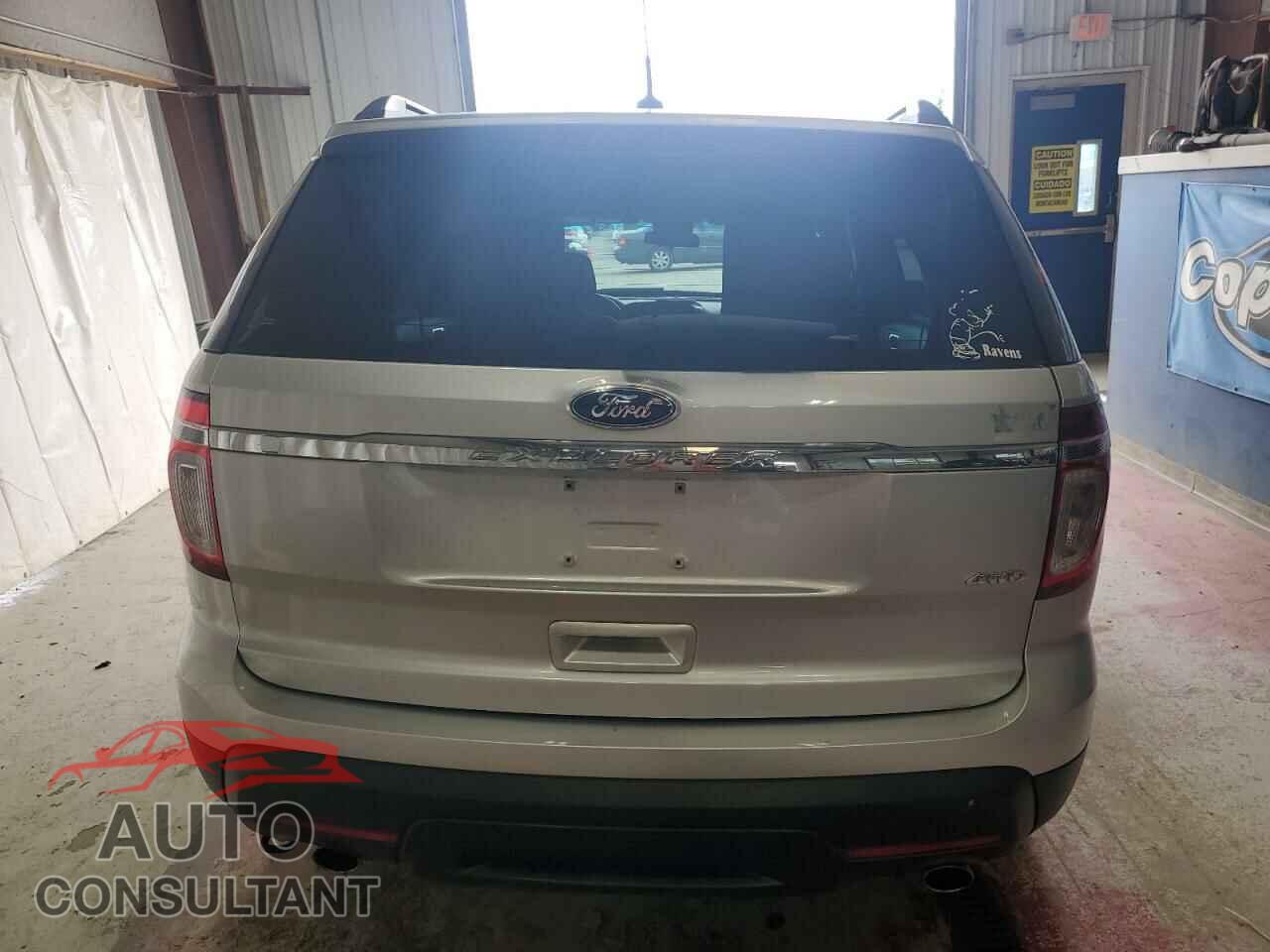 FORD EXPLORER 2015 - 1FM5K8B81FGA71351