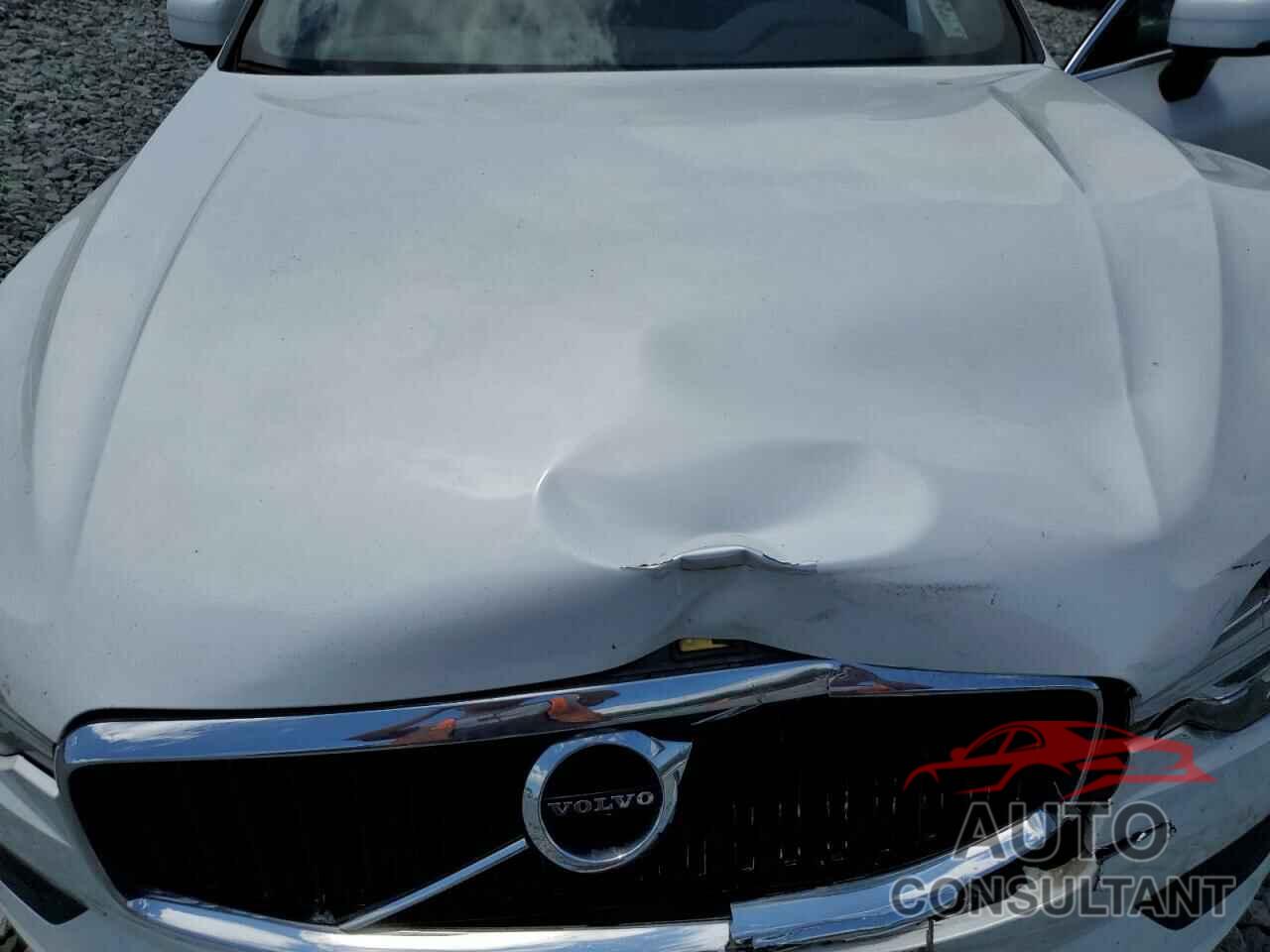 VOLVO XC60 2021 - YV4102RK0M1723848