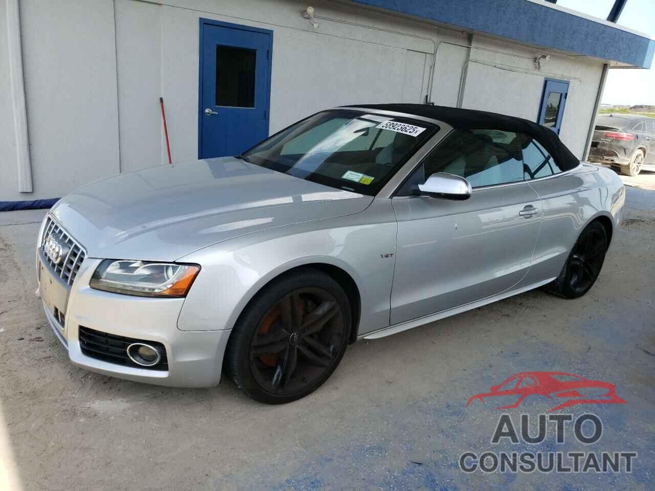 AUDI S5/RS5 2010 - WAUCGAFH8AN013625